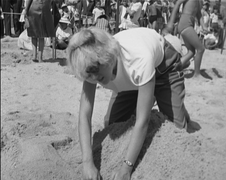 Concurso de construções na areia