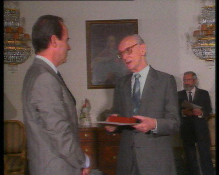 Condecorações no Palácio São Clemente no Rio de Janeiro