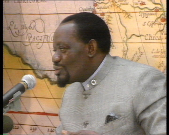 Visita de Jonas Savimbi à CEE