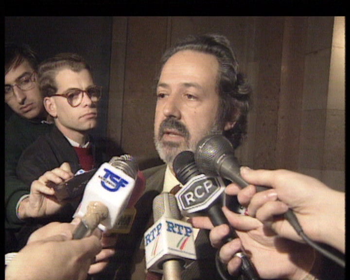 Sessão parlamentar na AR