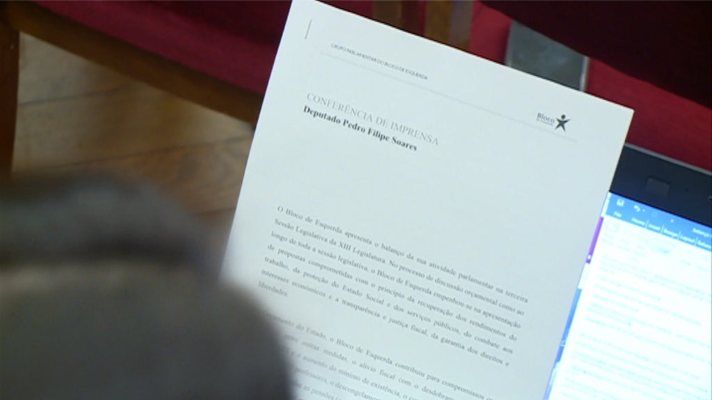 BE e PCP criticam o PS