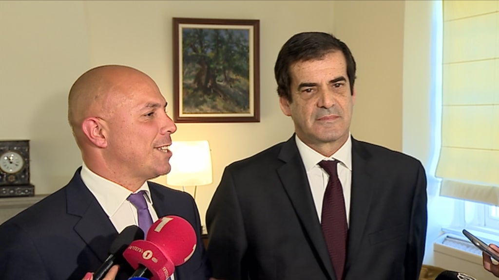 Autarcas do Porto e Madeira criticam a TAP