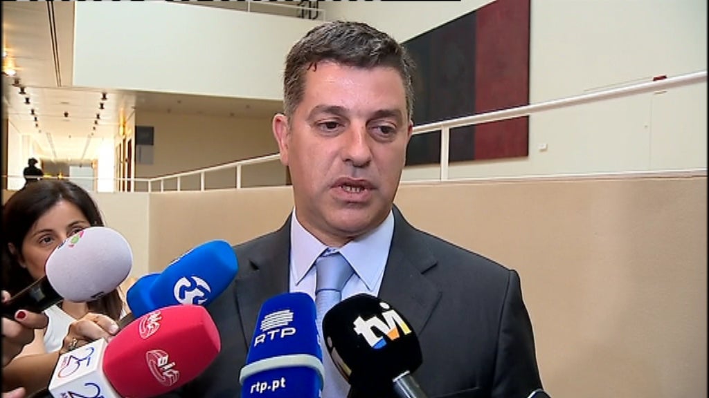 Reação de Manuel Caldeira Cabral ao défice excessivo