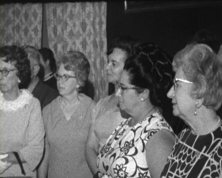 Américo Tomás recebe a Sociedade Portuguesa da Rainha Santa Isabel