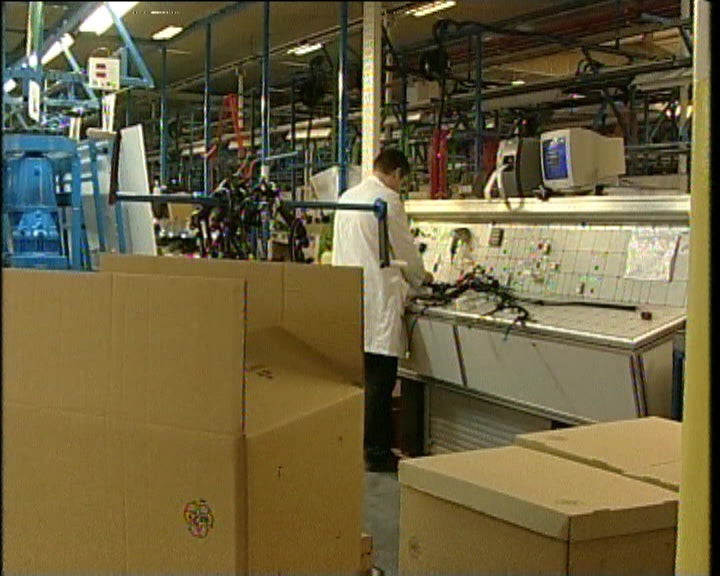 Delphi Reduz Número de Trabalhadores