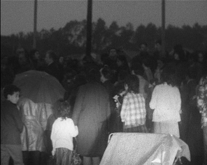 Iluminação pública em Vila Mou