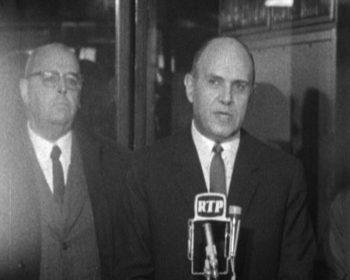 Chegada do Ministro da Defesa Nacional proveniente de reunião com NATO