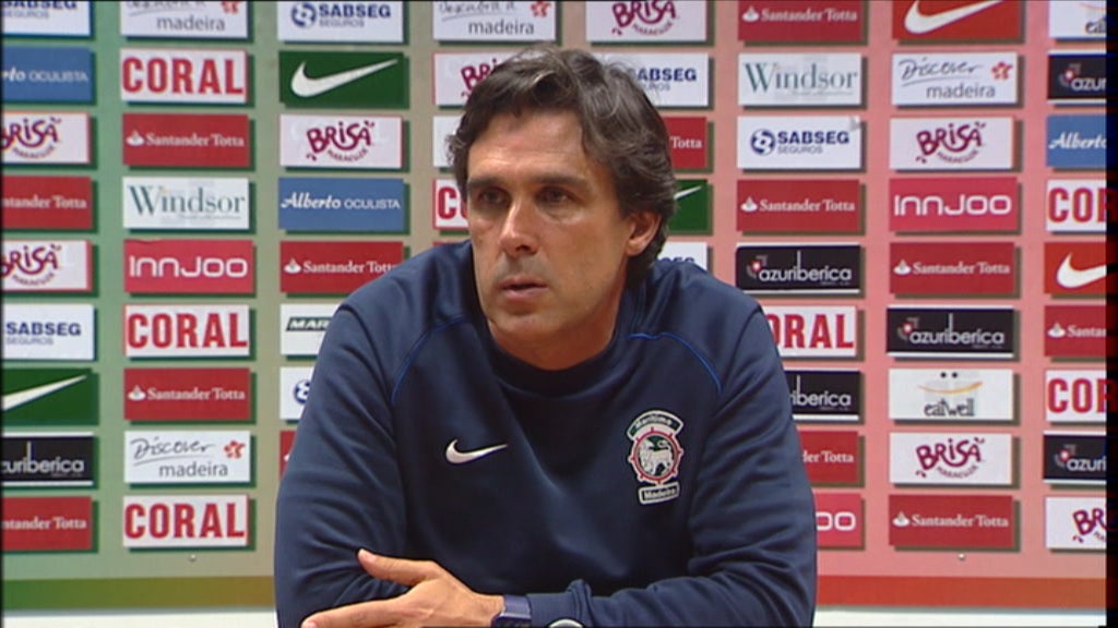 Futebol: Treino do Clube Sport Marítimo