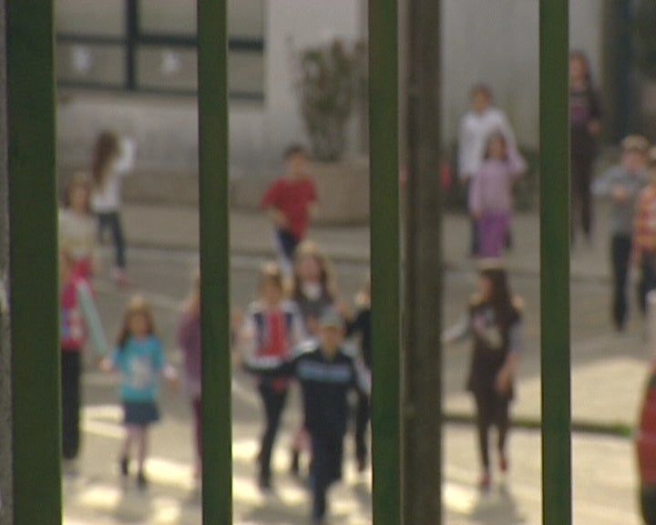 Criança agride professora