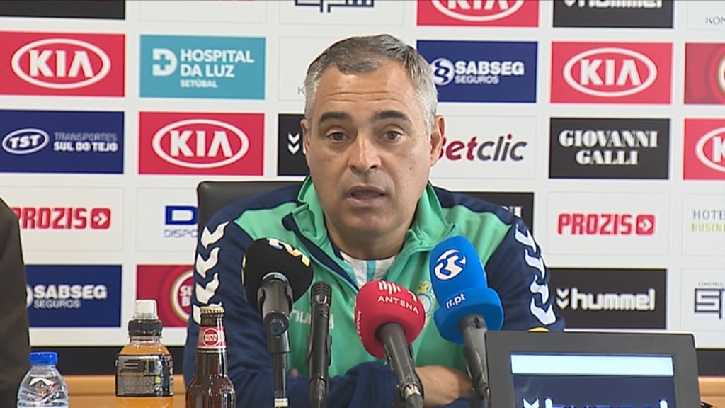 Futebol: José Couceiro vs Sport Lisboa Benfica