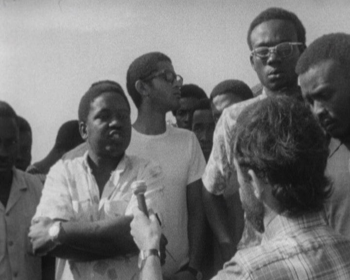 Entrevista a ex-presos político em Angola