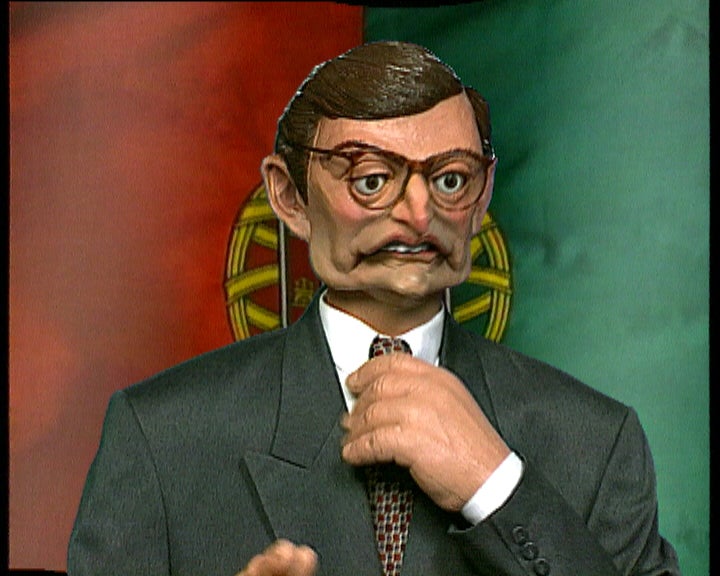 Manuel Escuteiro Bate com a Porta