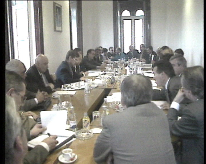 Horários das grandes superfícies