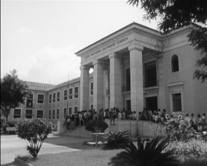 Instituições de ensino de Luanda