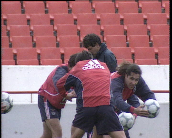 Futebol: Treino do Sport Lisboa e Benfica