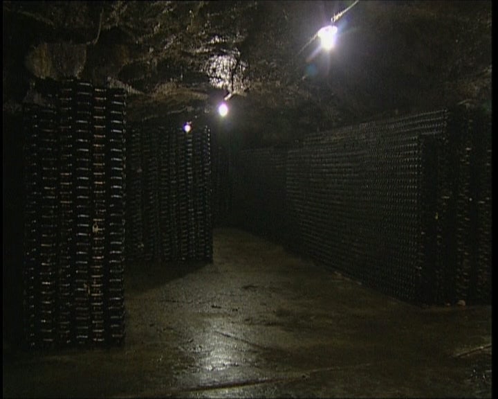 Igreja de São João de Tarouca e as Caves da Murganheira