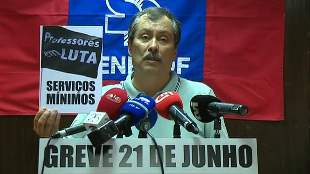 Aviso de greve geral dos professores