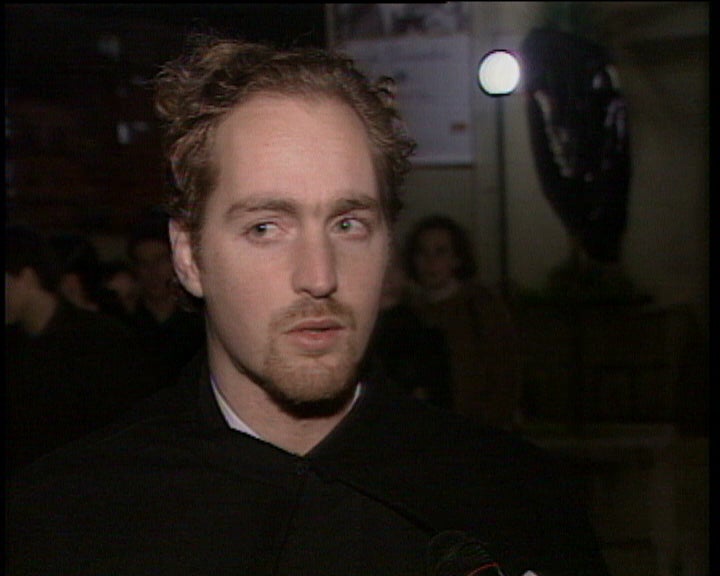 Luto académico por tempo indeterminado