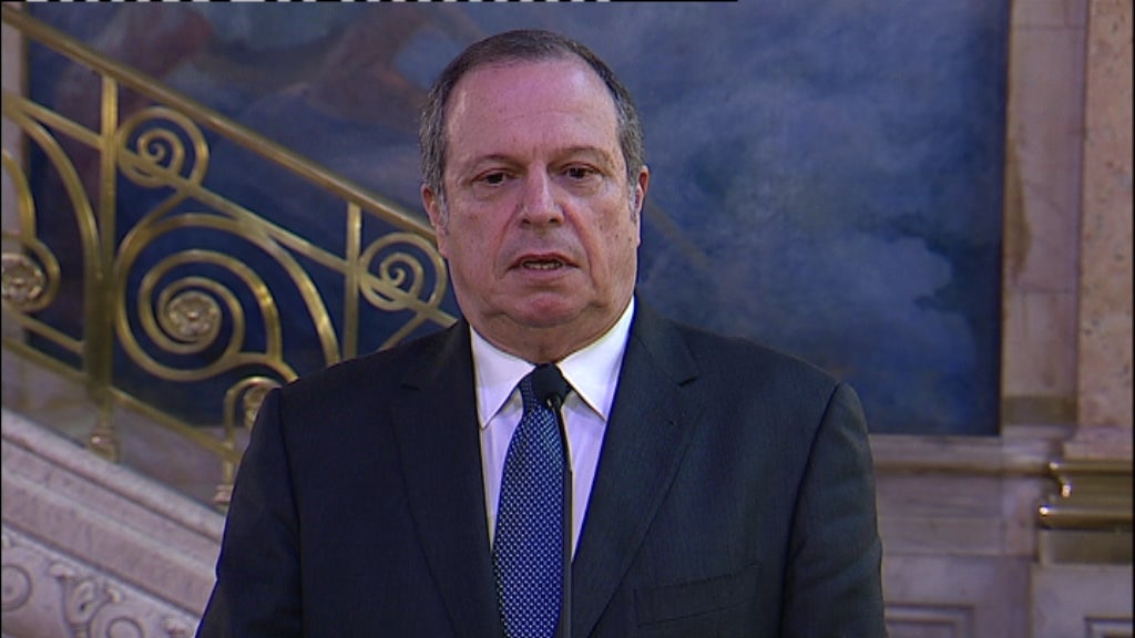 Reação de Carlos César à demissão de Matos Correia