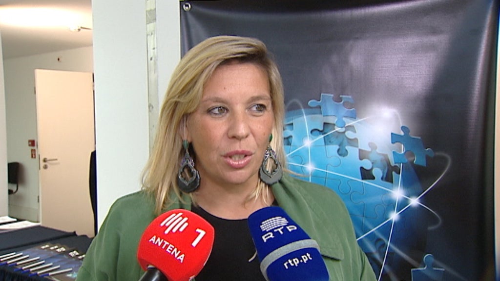 Colóquio “Os Jovens e Movimentos Globais”