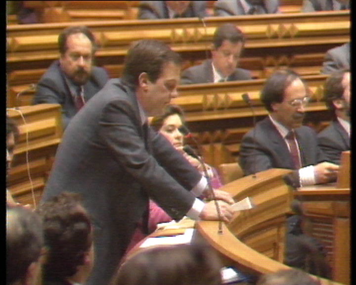 Sessão na Assembleia de República