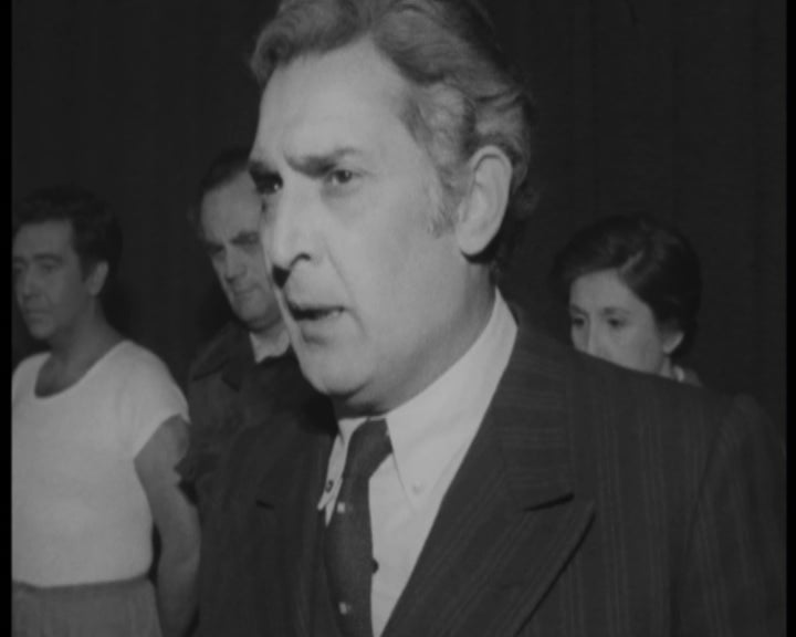 Rogério Paulo saúda a Revolução de 25 de abril e o fim da censura no teatro