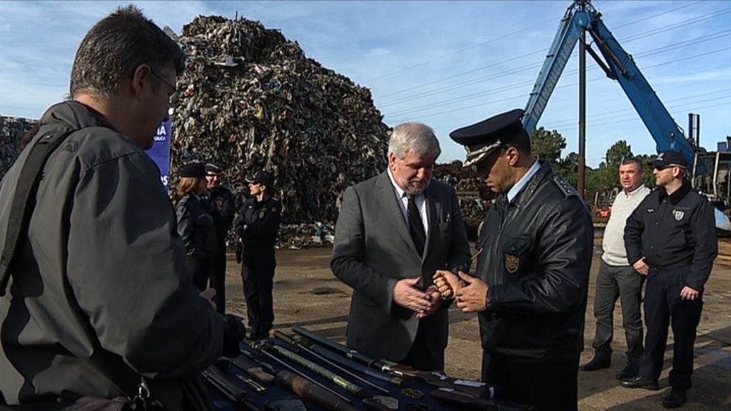 Destruição de armas ilegais apreendidas