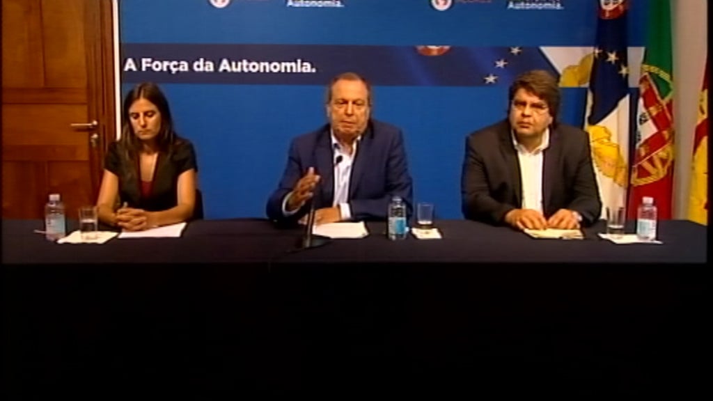 Carlos César eleito vice-presidente da Internacional Socialista