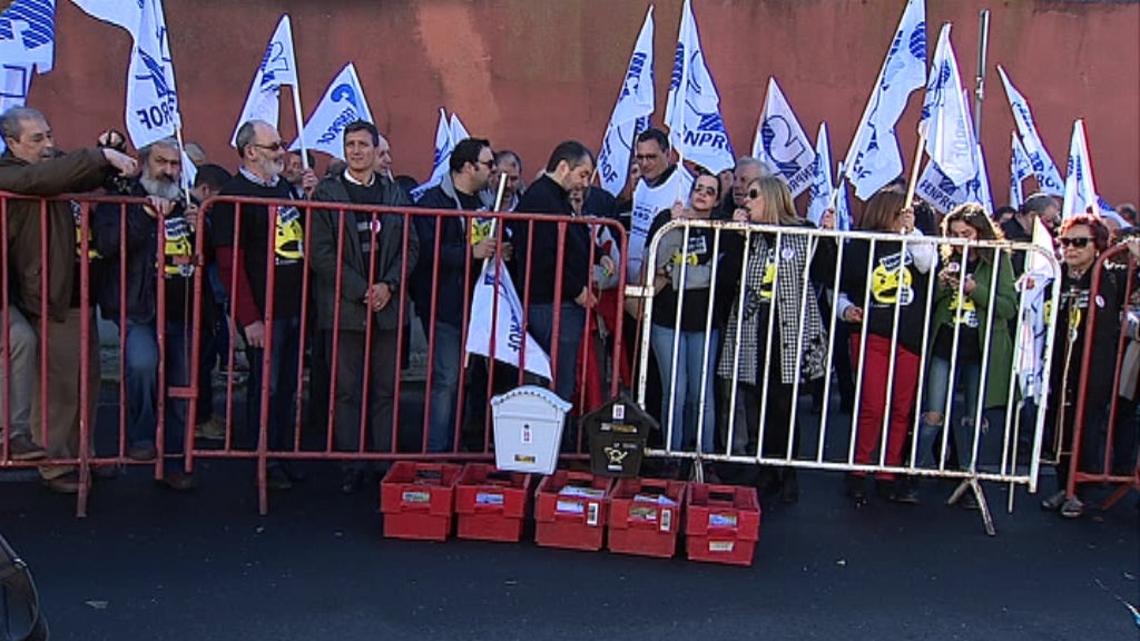 Professores e governo