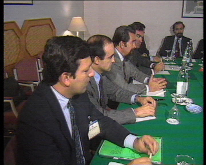5ª Cimeira Ibérica entre Cavaco Silva, Felipe González e respectivos executivos