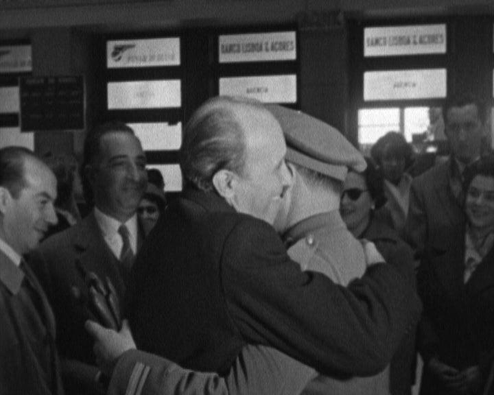 Partida para Bona do novo adido militar