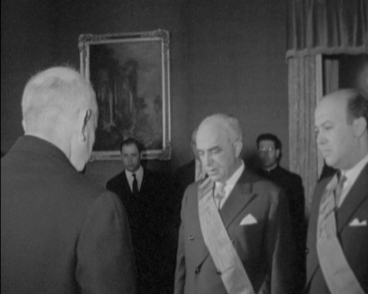 Santos Júnior e Gonçalves Proença condecorados