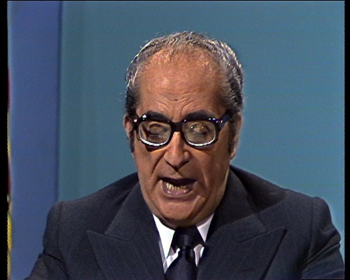 Comunicação ao país de Costa Gomes