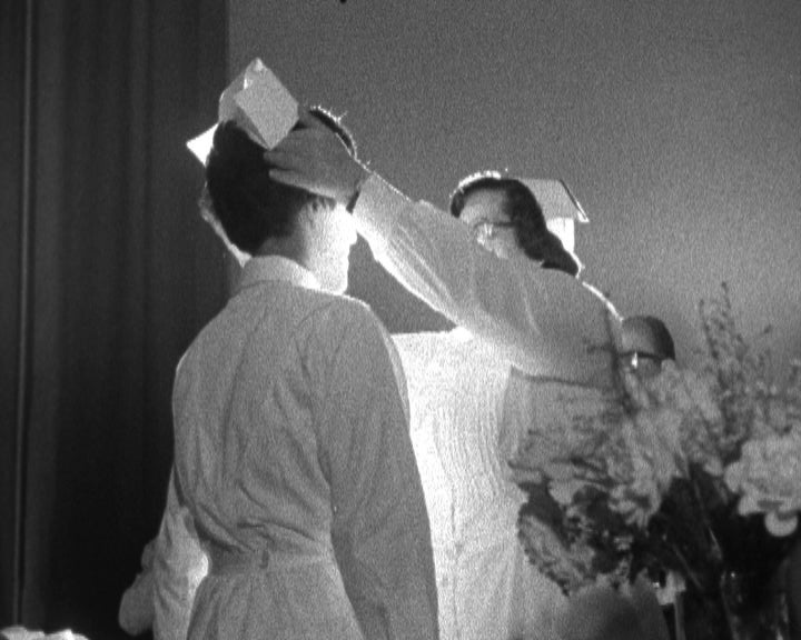 Cerimónia de graduação de enfermeiras