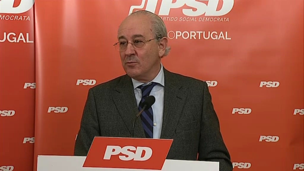 Criticas e jantares de Natal