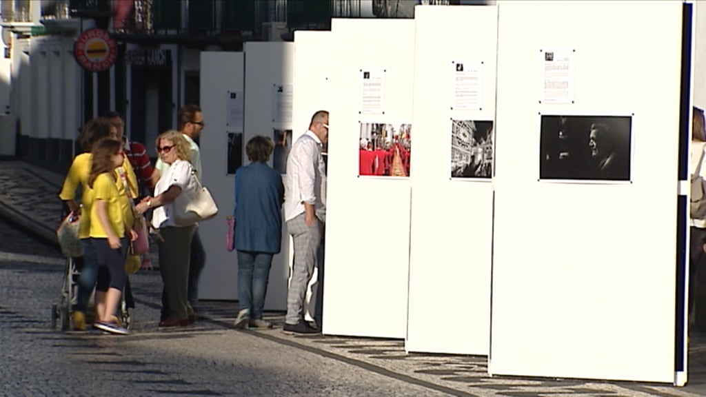 Exposição de fotografias “Festividades”