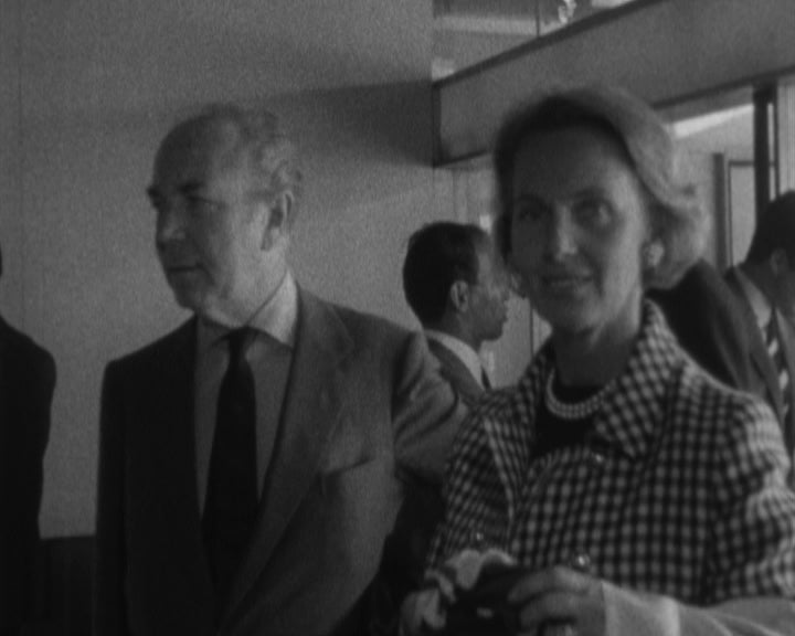 Chegada de Sigvard Bernadotte e Marianne Bernadotte