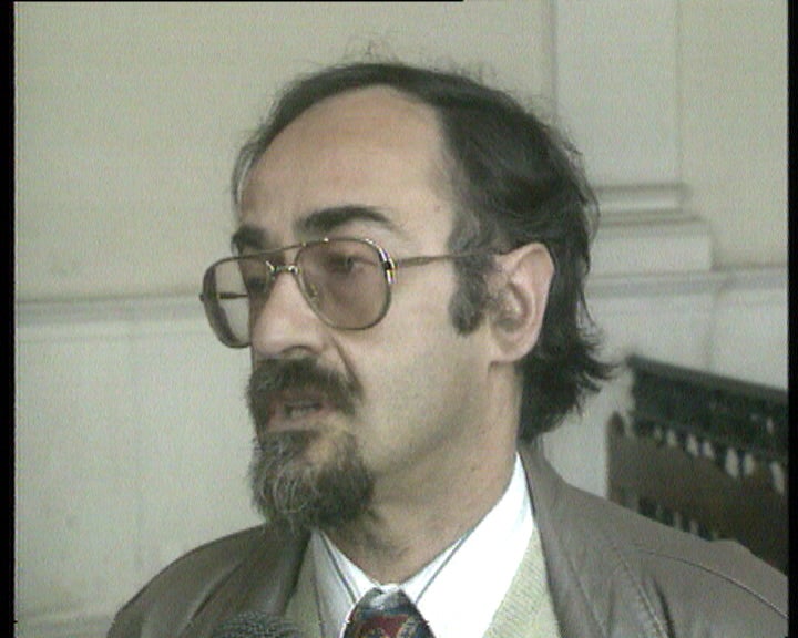 Juízes convocam greve