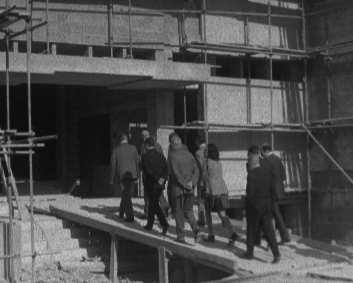 Visita de Manuel Pereira Crespo às obras dos novos institutos