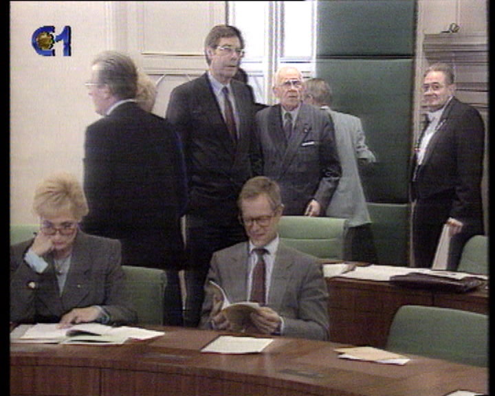 Deputado intervém em português no parlamento do Luxemburgo