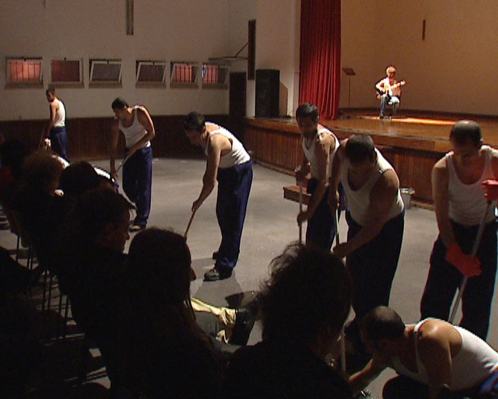 Teatro inédito na prisão de Custóias