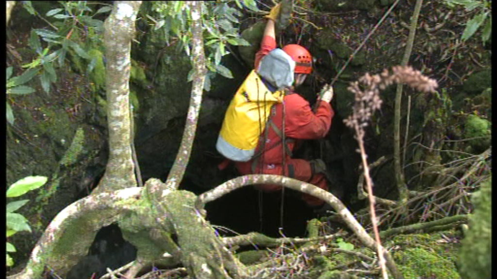 Expedição “Espeleo-Triângulo 2017” no Pico
