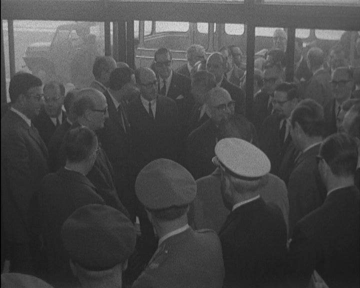 Chegada de Marcelo Caetano a Lisboa