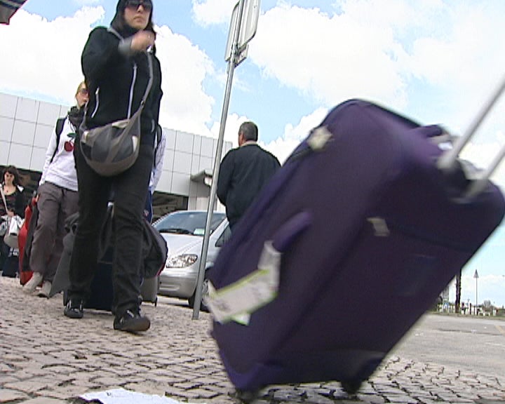 Nuvem de cinzas vulcânica afecta aeroporto de Lisboa