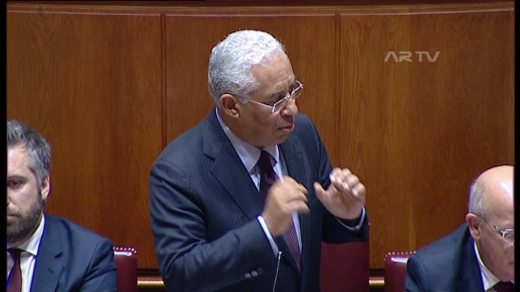 Debate sobre precários