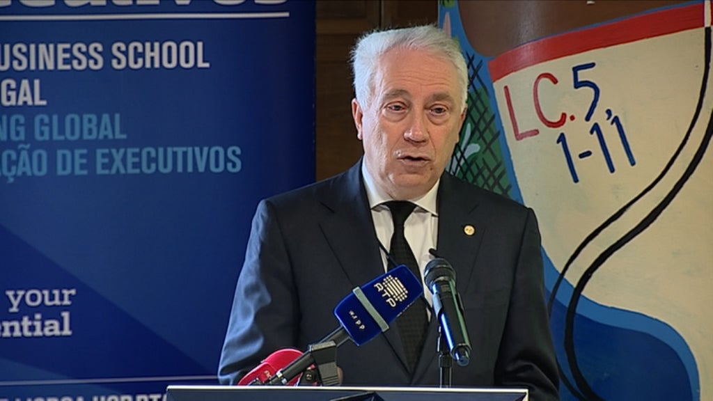 Carlos Costa defende que Europa tem de criar um fundo para garantir depósitos