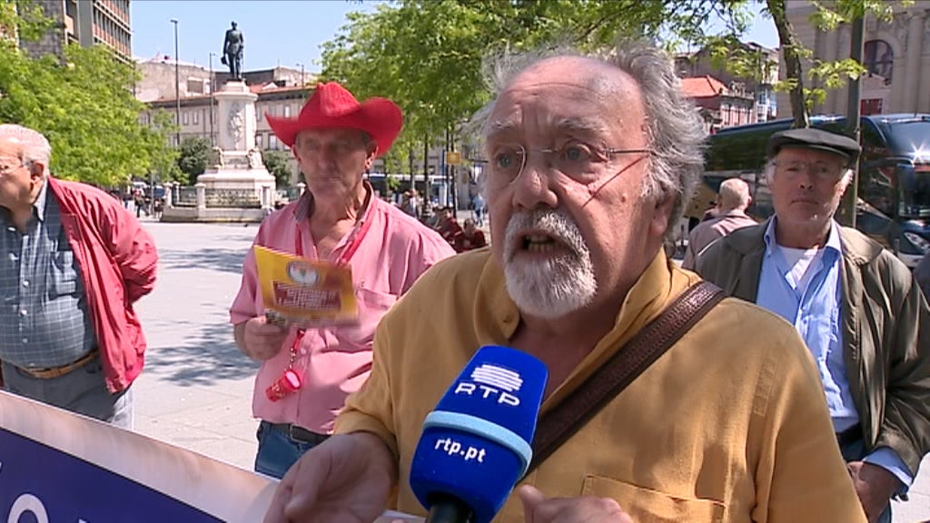 Reformados em protesto
