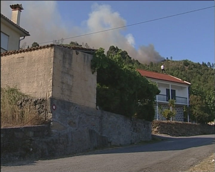 Incêndio florestal em Arcos de Valdevez
