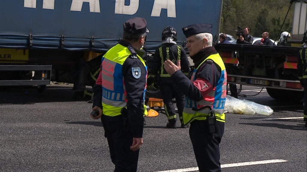 Acidente rodoviário na VCI