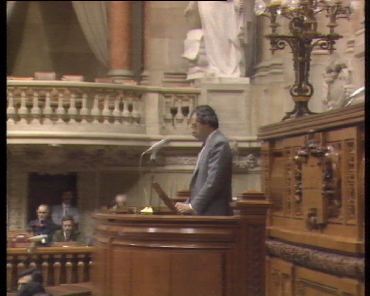 Pobreza em Portugal discutida na AR